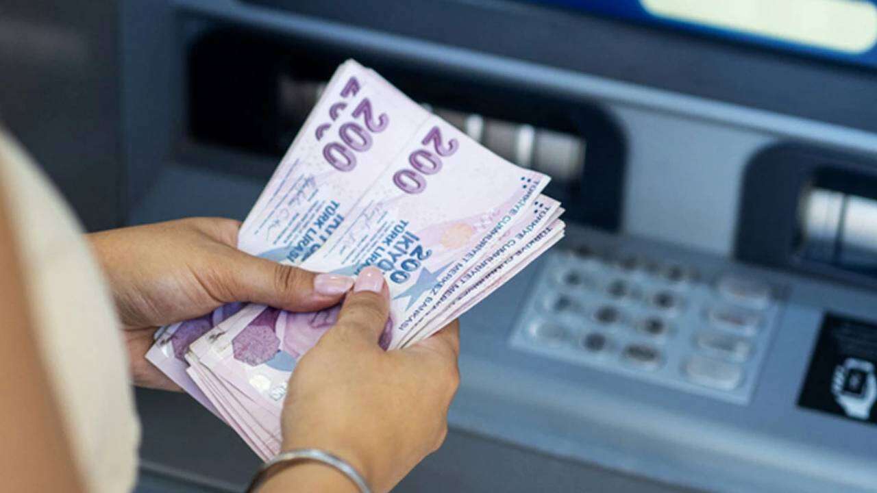 EYT'yi 1 günle kaçıranlara müjde: Kademeli Emeklilik teklifi Meclis'te, EMADDER Ankara’da meydana iniyor! 15
